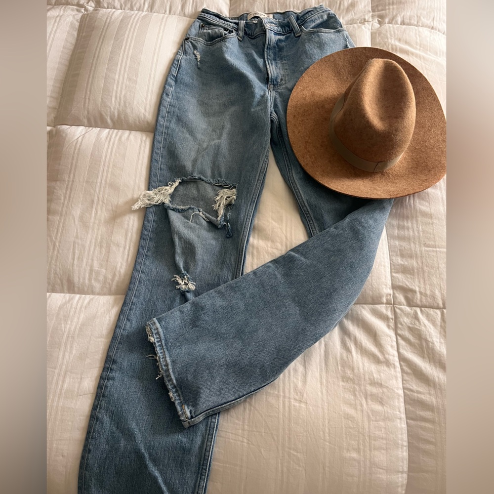Abercrombie 90s Ultra Hi Rise Straight Curve Love